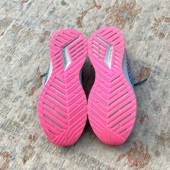 Brooks Levitate 5 Women’s Athletic Shoes Sz 7.5 - Picture 9 of 9